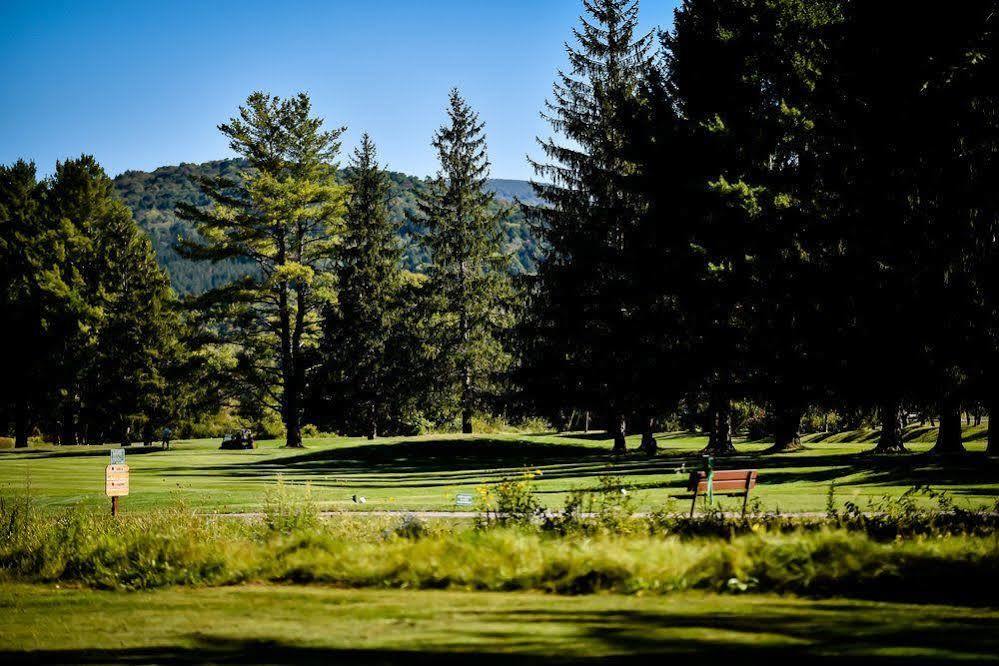 Hanah Mountain Resort And Country Club Margaretville Bagian luar foto